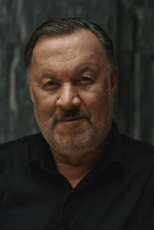 Photo of Bjørn Eidsvåg from the Latest Netflix gallery