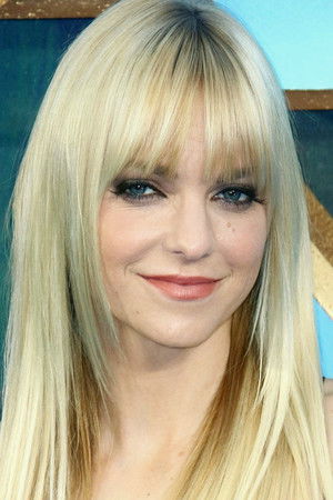 Anna Faris photo