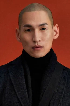 Photo of Yoo Hyuk-jae from the Latest Netflix gallery
