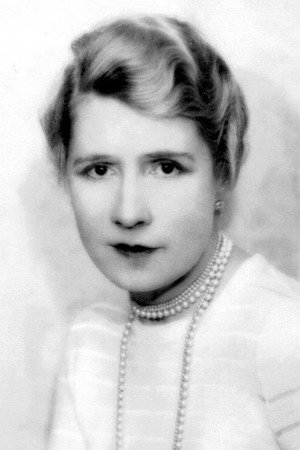 Photo of Violet Kemble Cooper from the Latest Netflix gallery