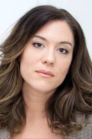Photo of Sara Bues from the Latest Netflix gallery