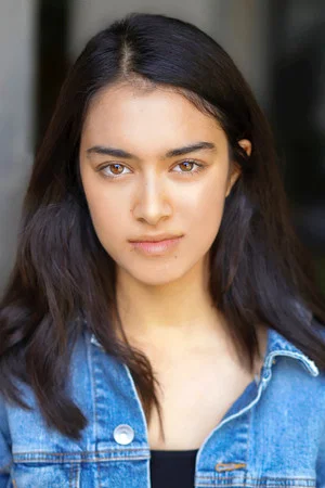 Photo of Sara Wolfkind from the Latest Netflix gallery