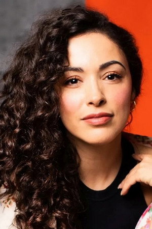 Photo of Tamara Almeida from the Latest Netflix gallery