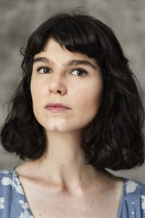 Photo of Julia Piera from the Latest Netflix gallery