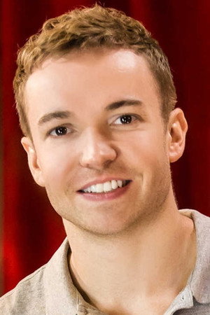 Photo of Gabriel Cross from the Latest Netflix gallery