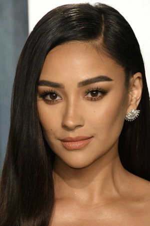 Shay Mitchell photo