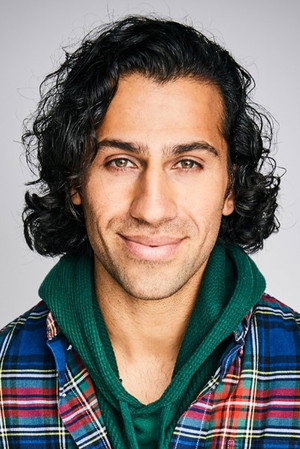 Photo of Sean Mann from the Latest Netflix gallery
