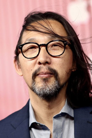 Photo of Kogonada from the Latest Netflix gallery