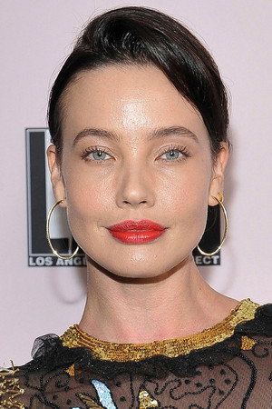 Photo of Stephanie Corneliussen from the Latest Netflix gallery
