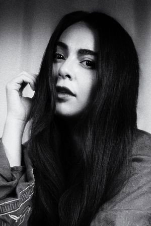 Photo of Alondra Mijangos from the Latest Netflix gallery