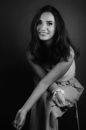 Photo of Olinka Velázquez from the Latest Netflix gallery