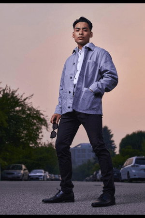 Photo of Melvin Voon from the Latest Netflix gallery