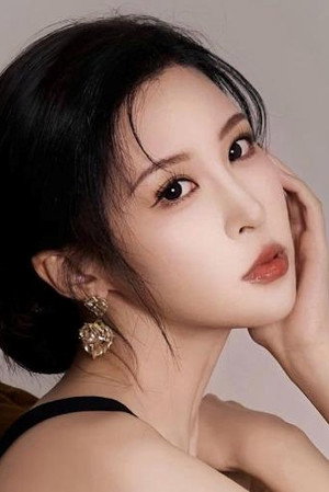 Photo of 张灵钰 from the Latest Netflix gallery