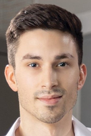 Photo of Kane Fox from the Latest Netflix gallery