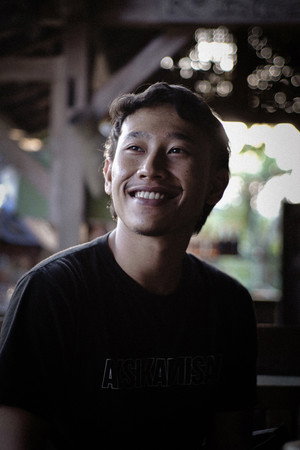 Photo of Rizal Hanun from the Latest Netflix gallery