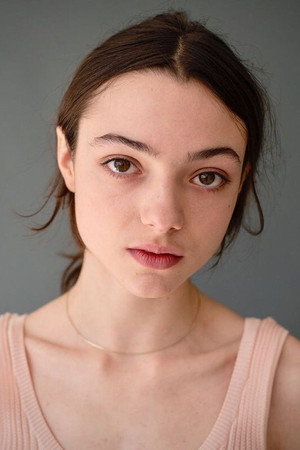 Photo of Lily McInerny from the Latest Netflix gallery