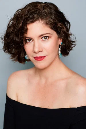 Photo of Wendy Vásquez from the Latest Netflix gallery