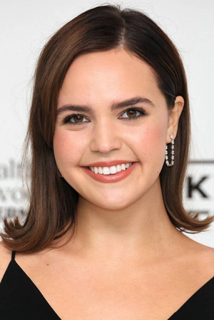 Bailee Madison photo