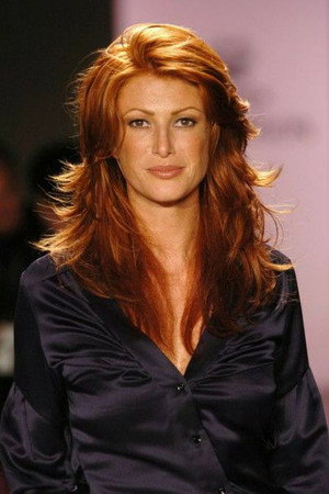 Angie Everhart photo