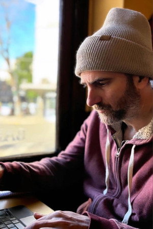 Photo of Nicolás Gueilburt from the Latest Netflix gallery