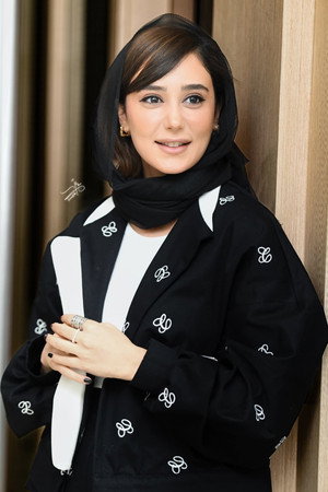 Photo of Saghi Asgari from the Latest Netflix gallery