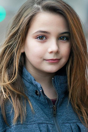 Photo of Lexi Rabe from the Latest Netflix gallery