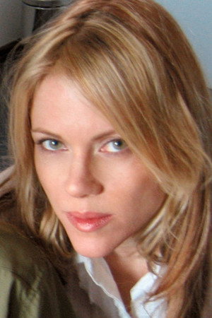 Britta Phillips photo