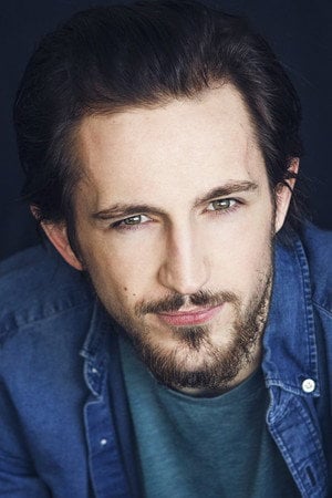 Photo of Andrew Chown from the Latest Netflix gallery