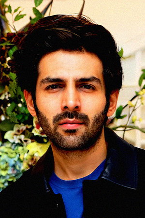 Kartik Aaryan photo