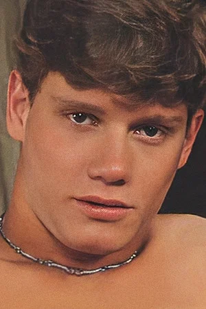 Photo of Tim Lees from the Latest Netflix gallery