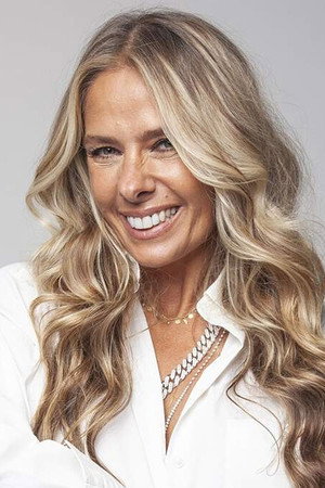 Photo of Adriane Galisteu from the Latest Netflix gallery
