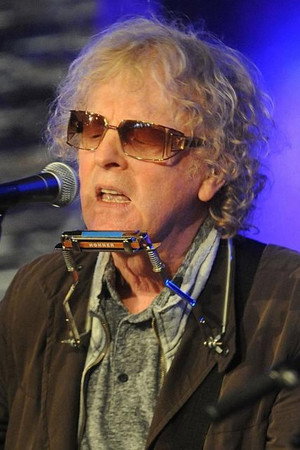 Photo of Ian Hunter from the Latest Netflix gallery