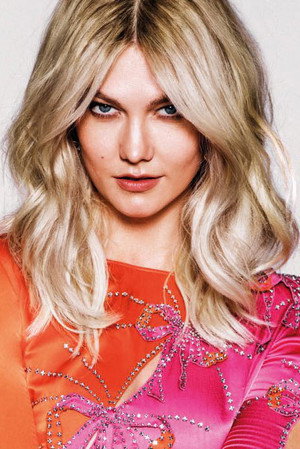 Photo of Karlie Kloss from the Latest Netflix gallery