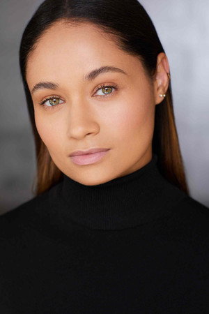 Photo of Catarina Sousa from the Latest Netflix gallery