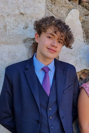 Photo of Iván Ibarra from the Latest Netflix gallery