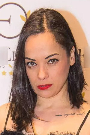 Katerina Tsavalou photo