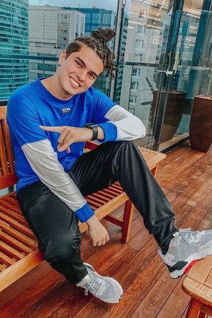 Photo of Matheus Lustosa from the Latest Netflix gallery