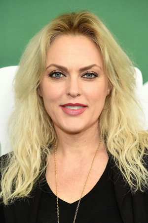 Elaine Hendrix photo