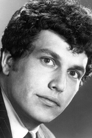 Photo of David Arkin from the Latest Netflix gallery