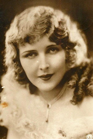 Photo of Florence Gilbert from the Latest Netflix gallery