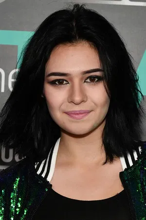 Nicole Maines photo