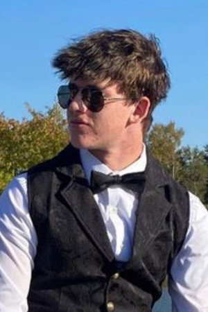 Photo of Tristen Wright from the Latest Netflix gallery