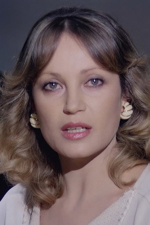 Photo of Anna Zinnemann from the Latest Netflix gallery