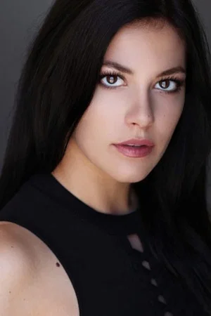Photo of Franzi Schissler from the Latest Netflix gallery