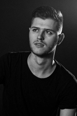Photo of José Estella from the Latest Netflix gallery