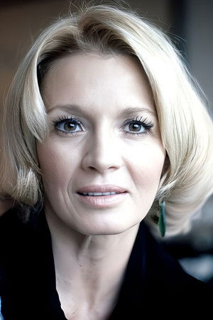 Angie Dickinson photo