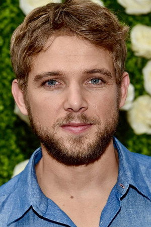 Photo of Max Thieriot from the Latest Netflix gallery