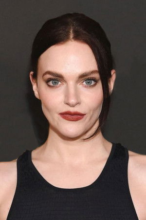 Madeline Brewer photo