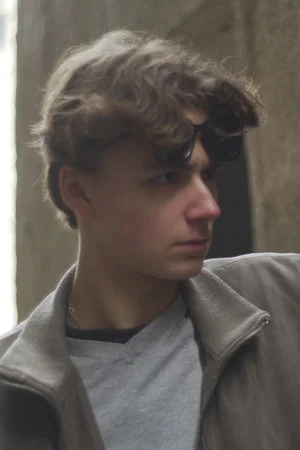 Photo of Arthur Cossement from the Latest Netflix gallery