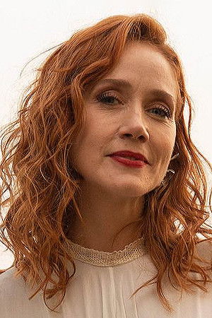 Camila Morgado photo